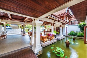 Terrace/patio