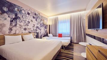 1 bedroom, in-room safe, desk, blackout drapes