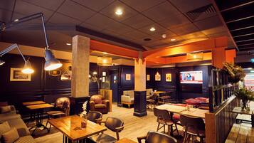 Daily buffet breakfast (GBP 12 per person)