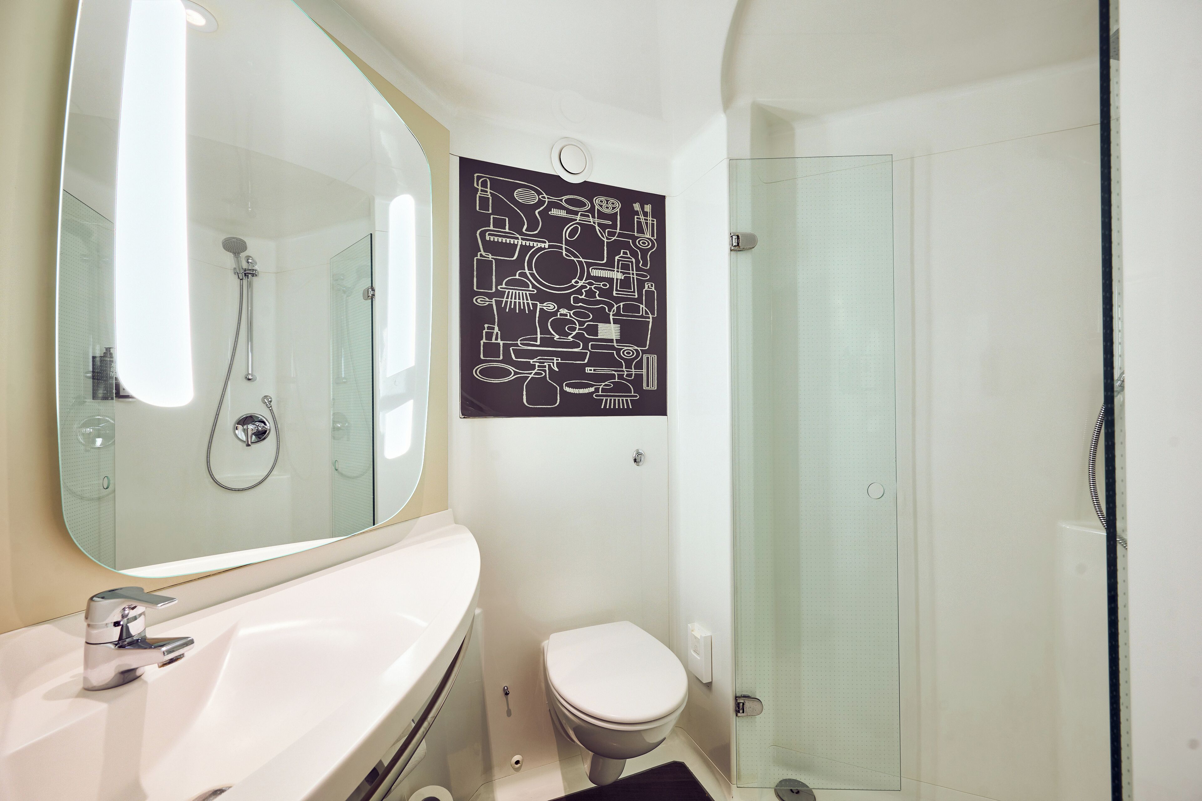 Chậu rửa trong phòng tắm