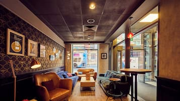 Sala de estar en el lobby