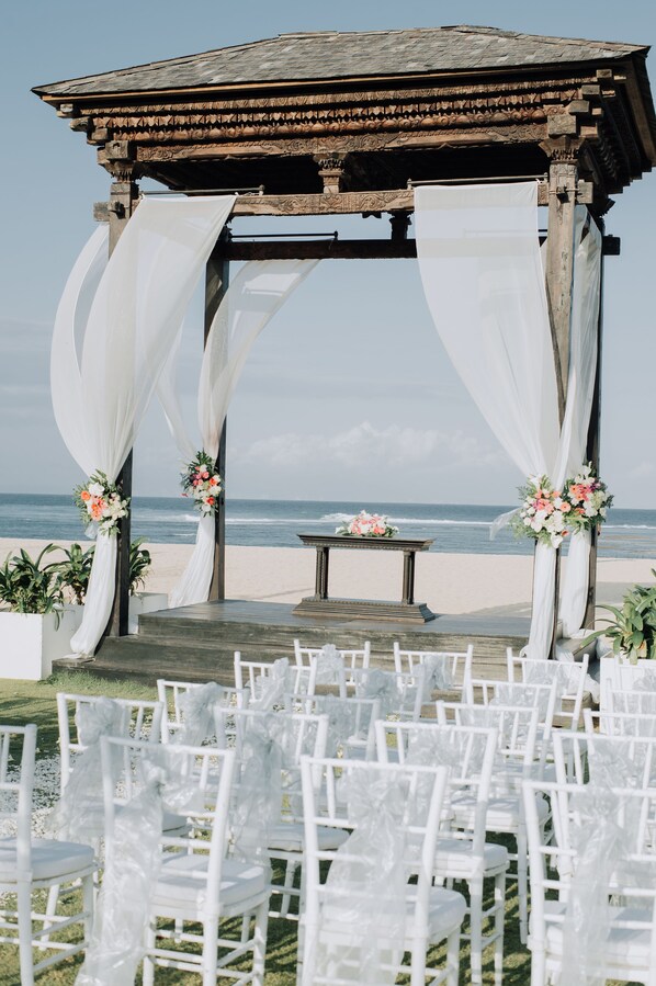 Outdoor wedding area - Ayodya Resort Bali (Nusa Dua)