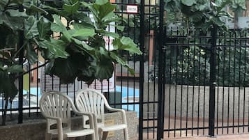 Indoor pool, pool loungers