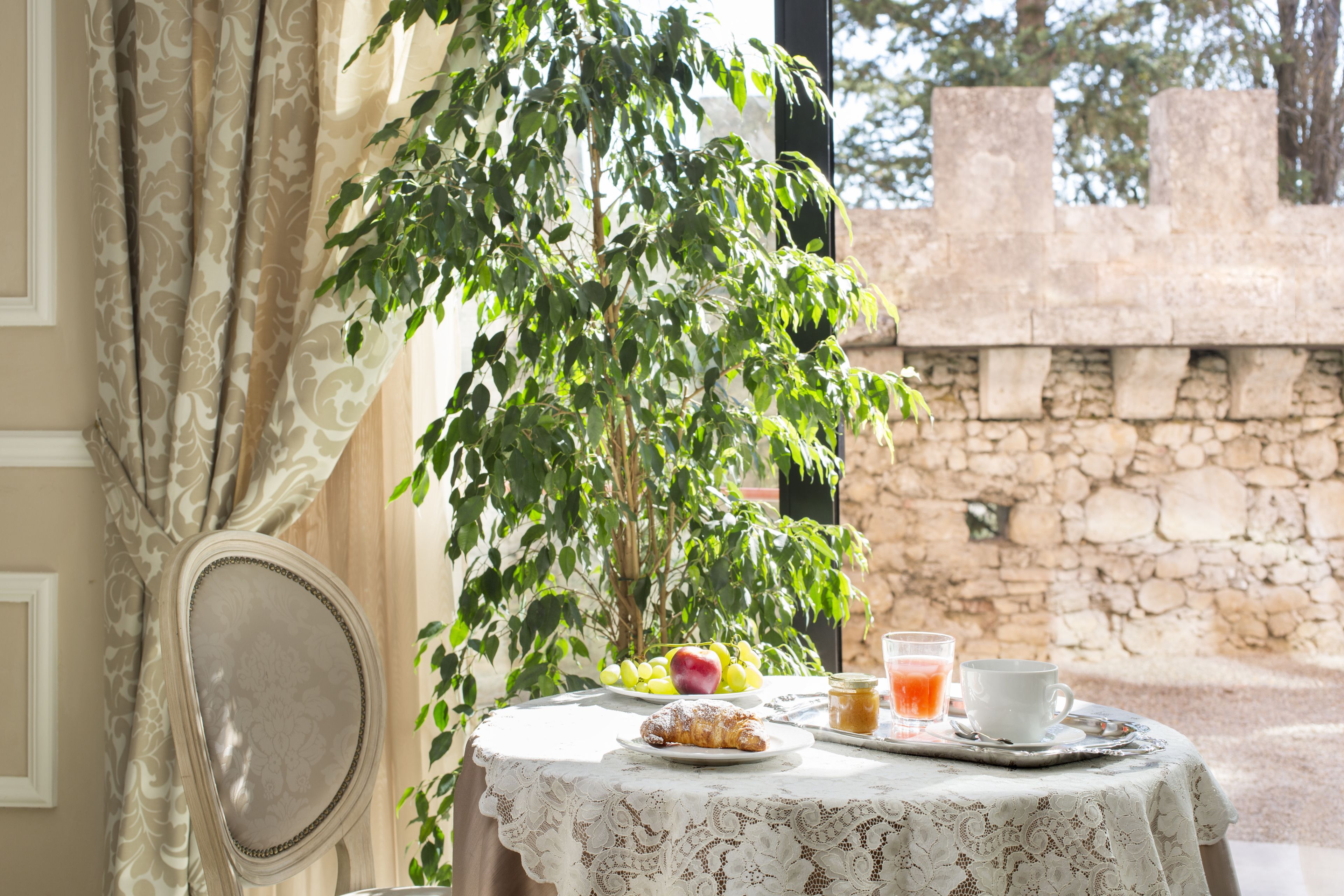 free daily local cuisine breakfast