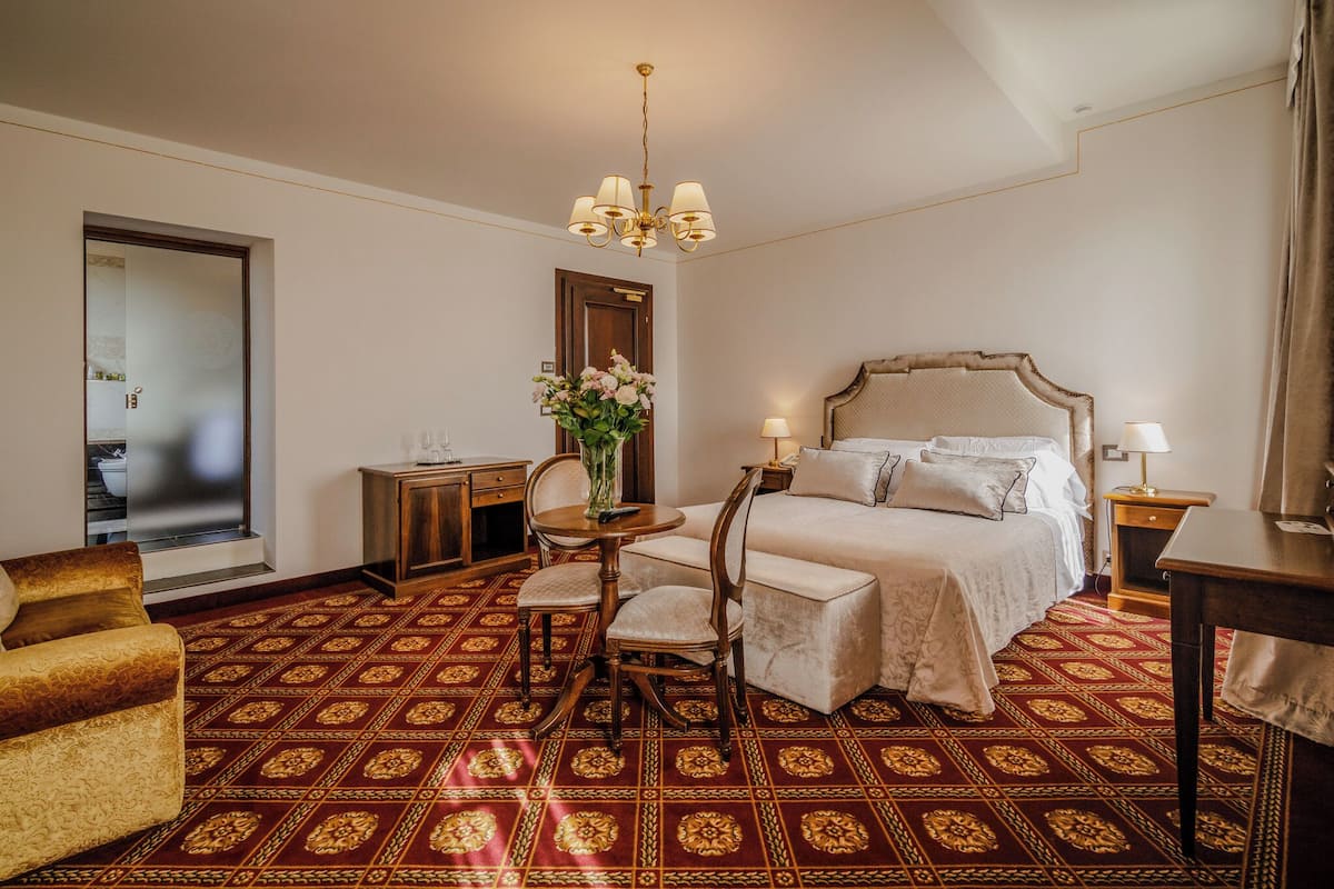 Panoramic Suite, Non Smoking (SPA access) | 1 bedroom, Egyptian cotton sheets, premium bedding, down duvets
