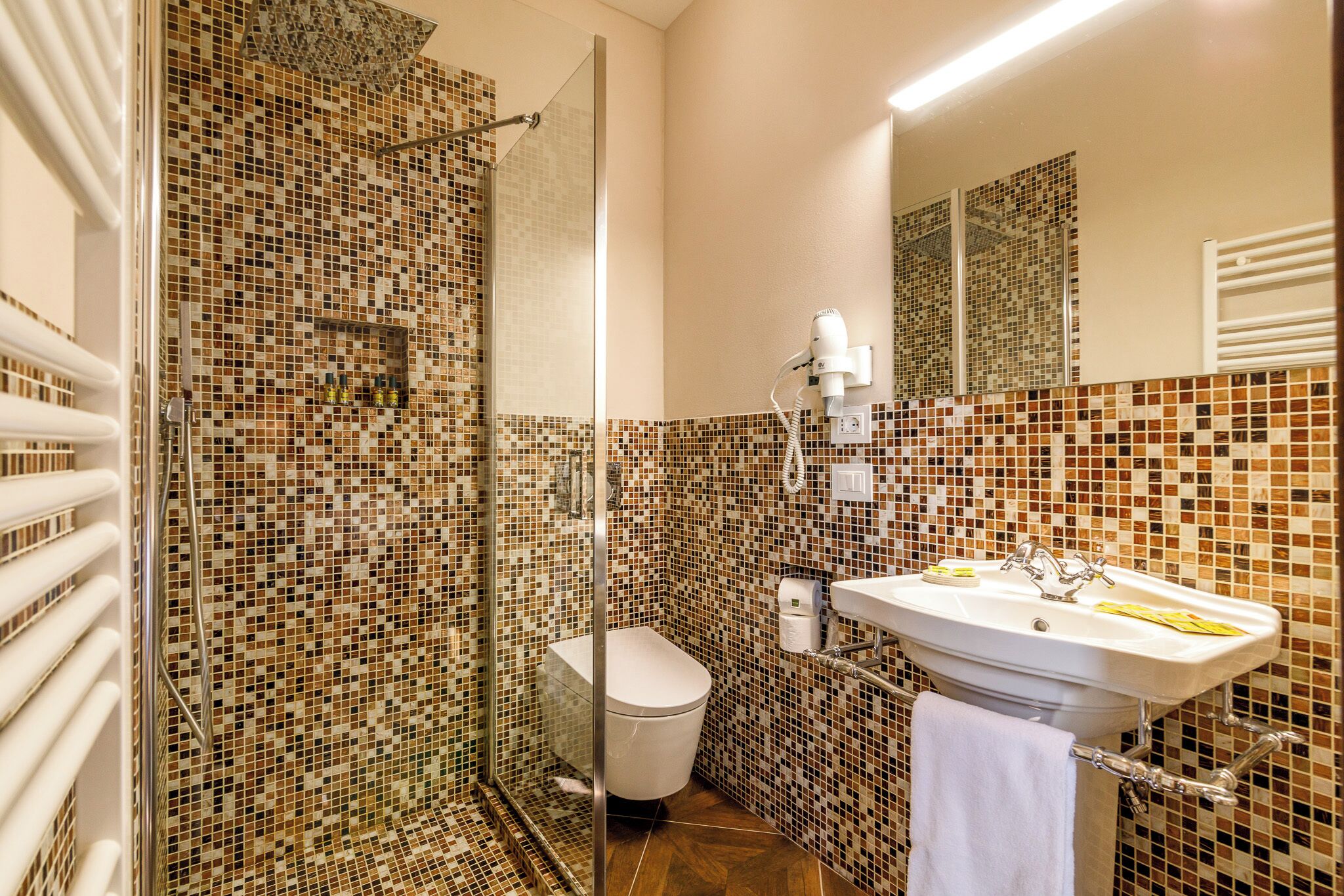 deluxe double room, 1 king bed, non smoking, annex building (spa access) | bathroom | shower, rainfall showerhead, hair dryer, bidet