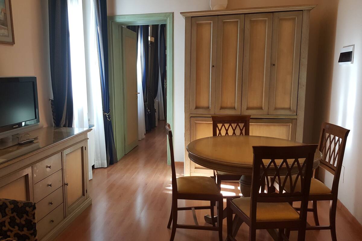 In-room safe, soundproofing, cots/infant beds, free WiFi