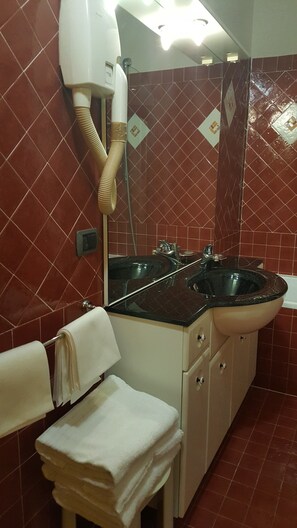 Bathroom - Residence La Repubblica (Florence)