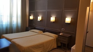 Room - Residence La Repubblica (Florence)
