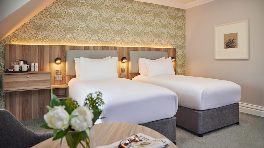 Bunratty Castle Hotel & Leisure Club, BW Premier Collection