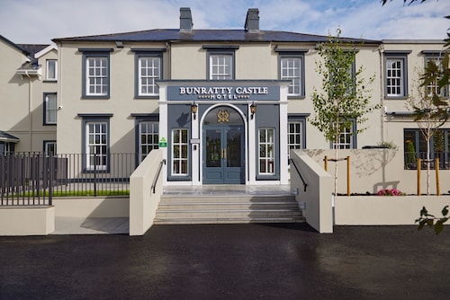 Bunratty Castle Hotel & Leisure Club, BW Premier Collection