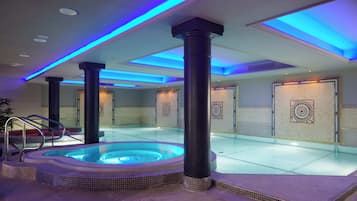 Piscine couverte
