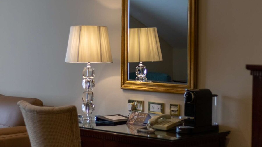 Bunratty Castle Hotel & Leisure Club, BW Premier Collection