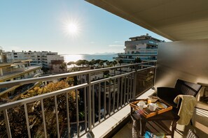 Beach/ocean view
