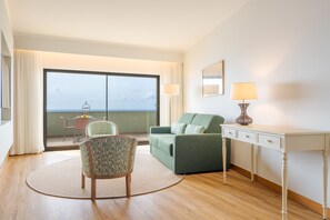 Suite, Sea View | Living area