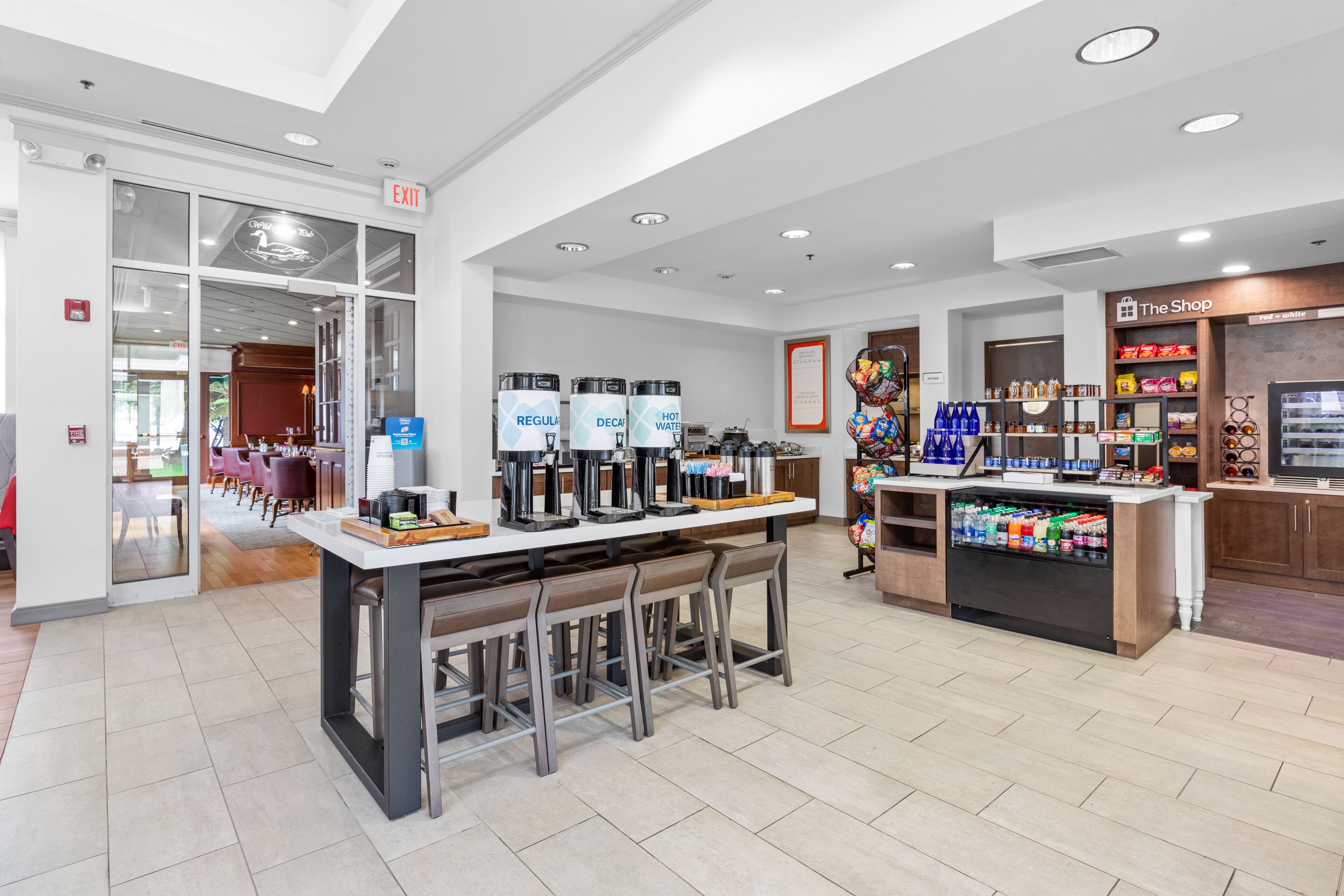 daily cooked-to-order breakfast (usd 15.95 per person)