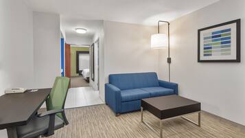 Suite, 1 Bedroom | Premium bedding, in-room safe, desk, blackout drapes