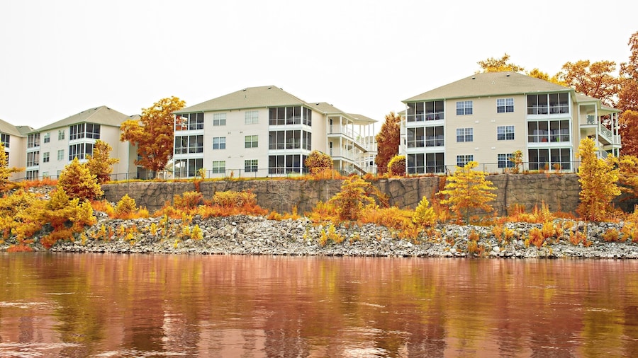 The Suites at Fall Creek