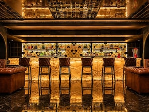 Bar (en la propiedad)