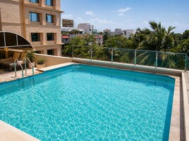 Rooftop pool