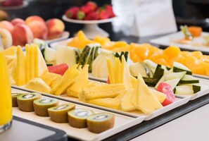 Daily buffet breakfast for a fee