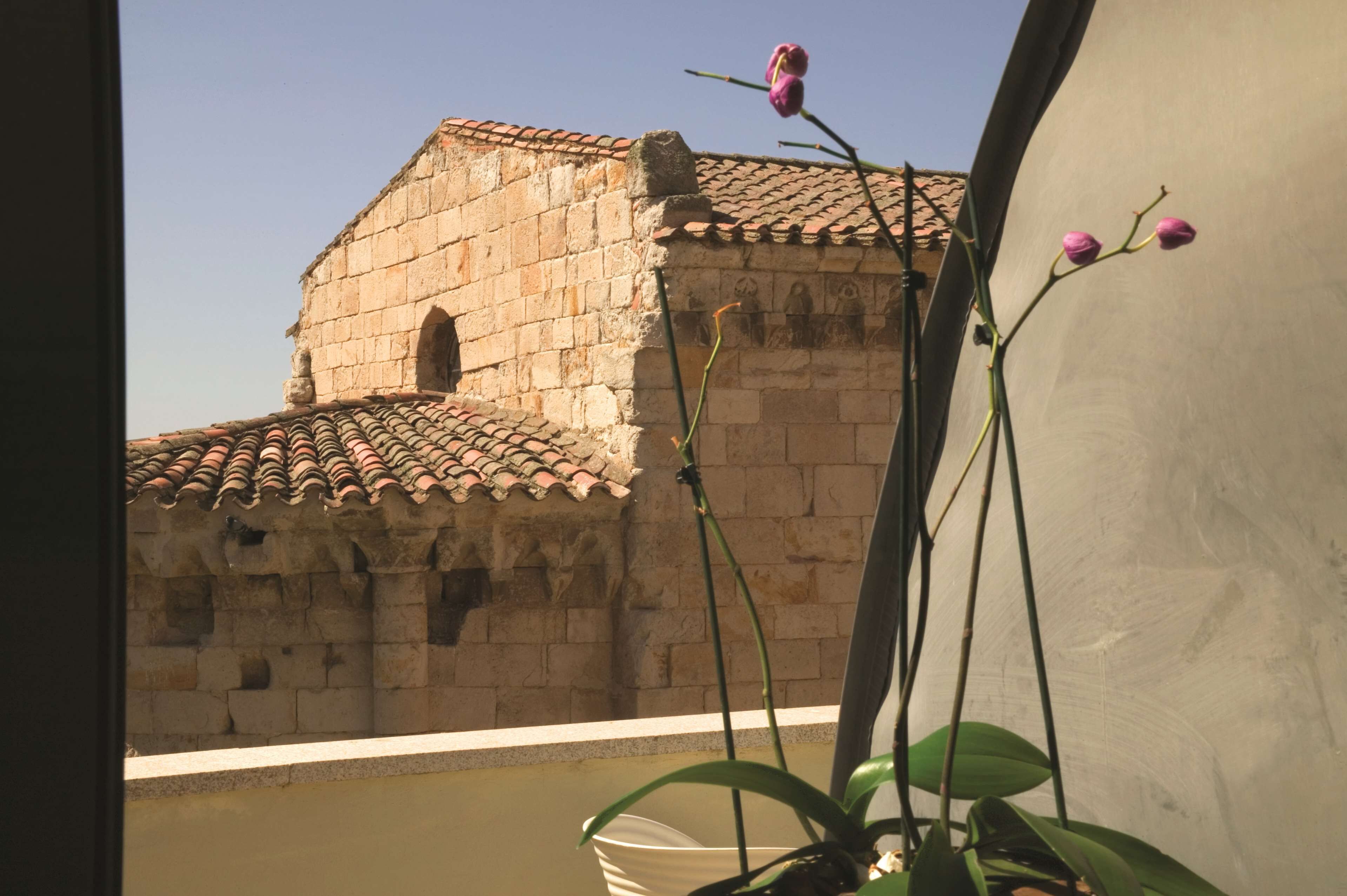 superior room, terrace | minibar, in-room safe, desk, blackout curtains