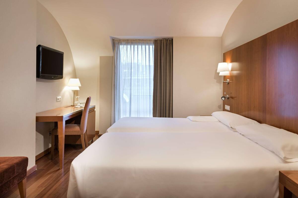 Minibar, in-room safe, desk, blackout drapes