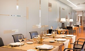 Lunch and dinner served - NH Zamora Palacio del Duero (Zamora)