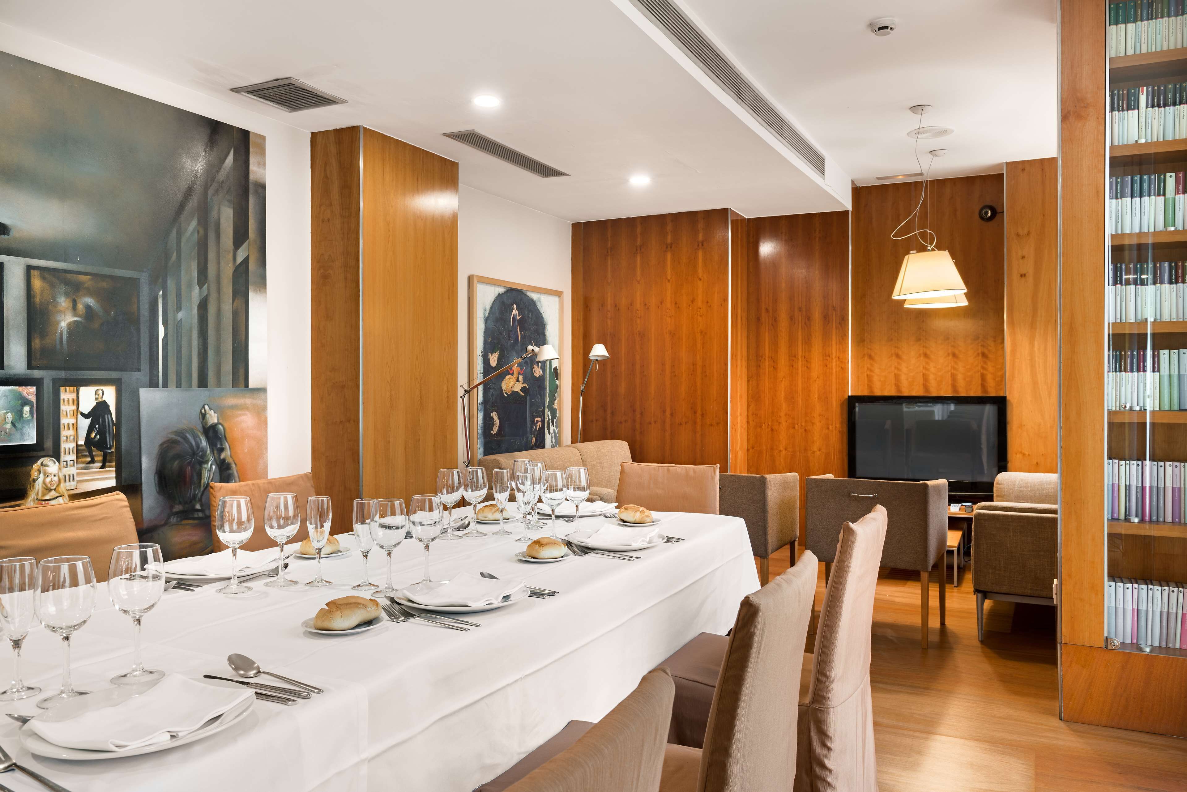 lunch and dinner served, local cuisine