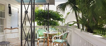 Ella's Cottages - Key West Historic Inns