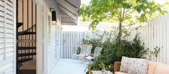 Ella's Cottages - Key West Historic Inns