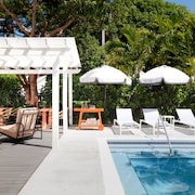 Ella's Cottages - Key West Historic Inns