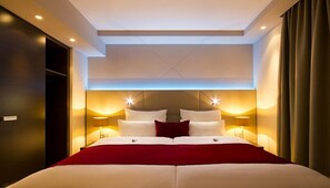 Executive Room, Courtyard View | Premium bedding, pillowtop beds, minibar, in-room safe - marc münchen - Adults Only (Munich)