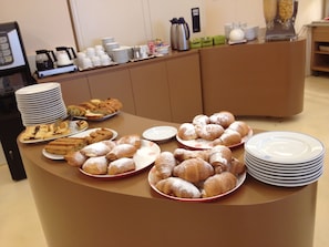 Daily buffet breakfast (EUR 10 per person)