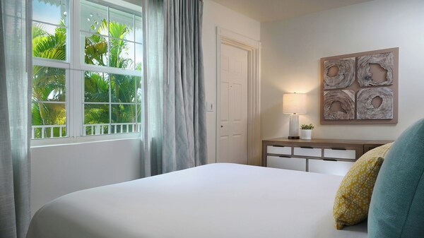 Southernmost Beach Resort And Guesthouses - Key West, FL