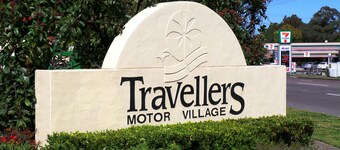 Travellers Motor Village