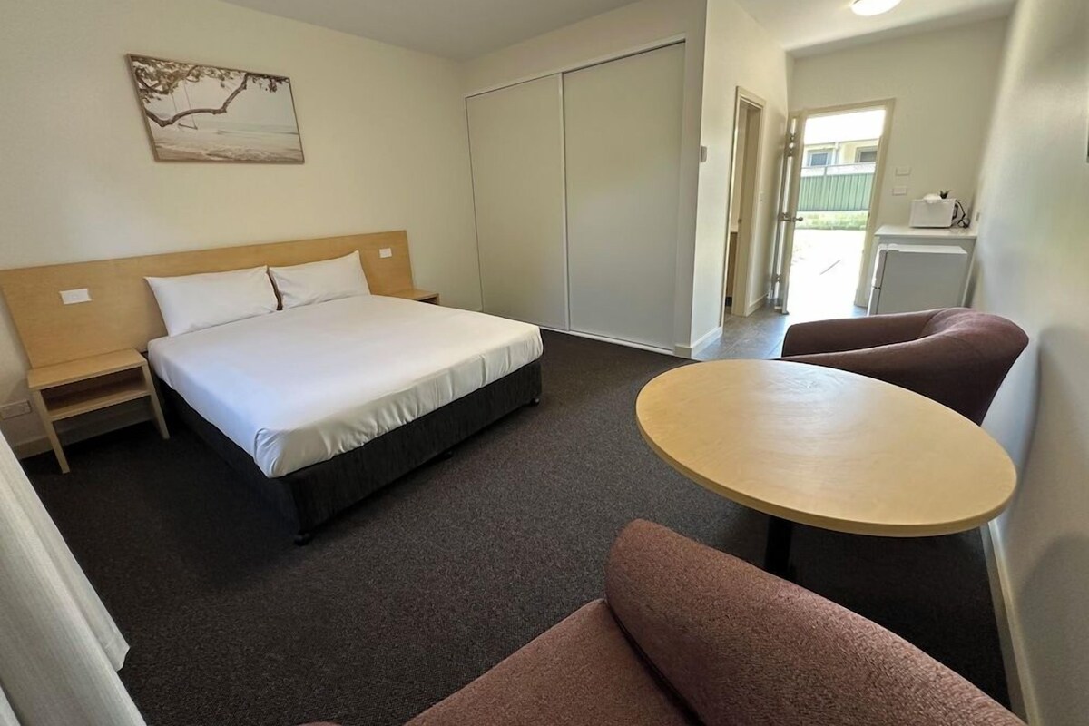 Blackout drapes, soundproofing, WiFi (free), alarm clocks