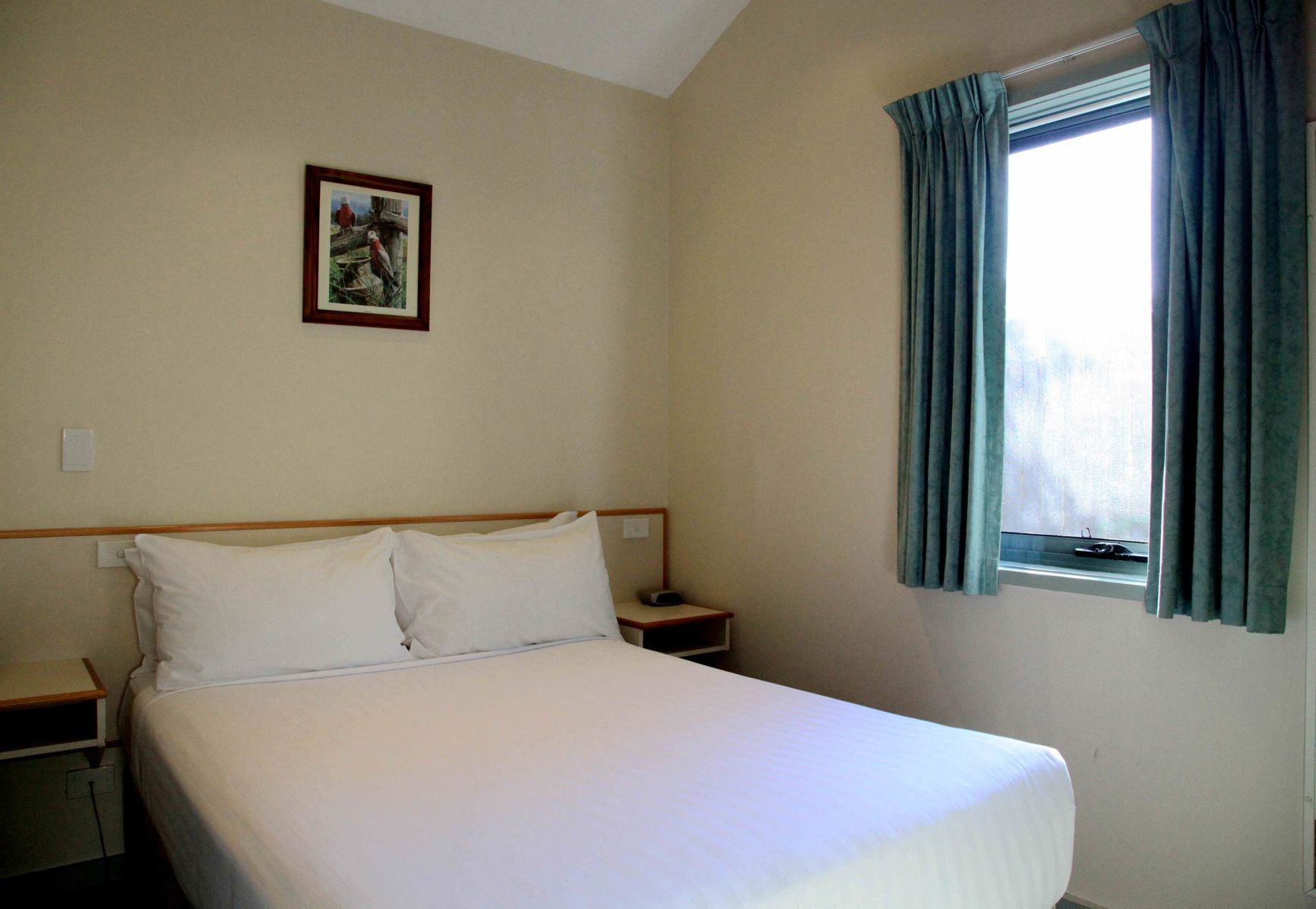 Blackout curtains, soundproofing, free WiFi, bed sheets