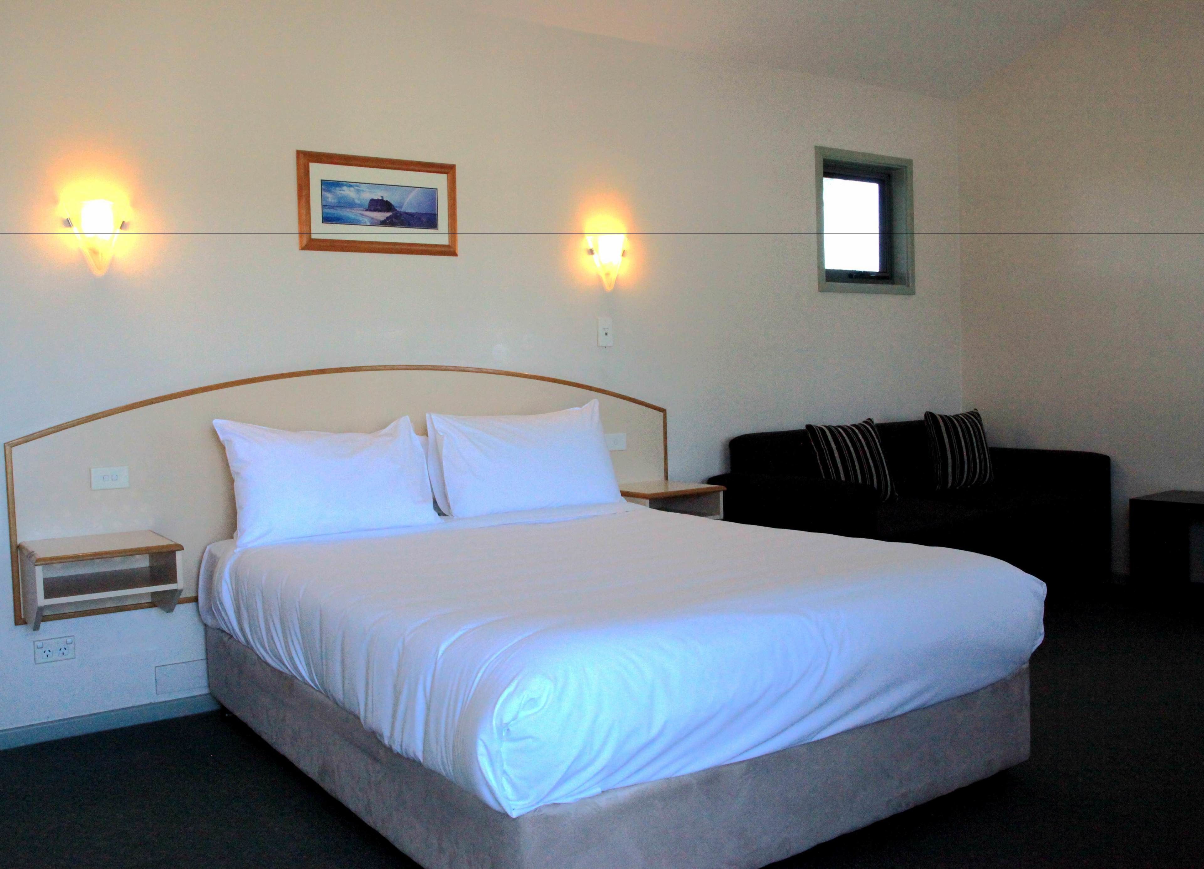 Blackout curtains, soundproofing, free WiFi, bed sheets