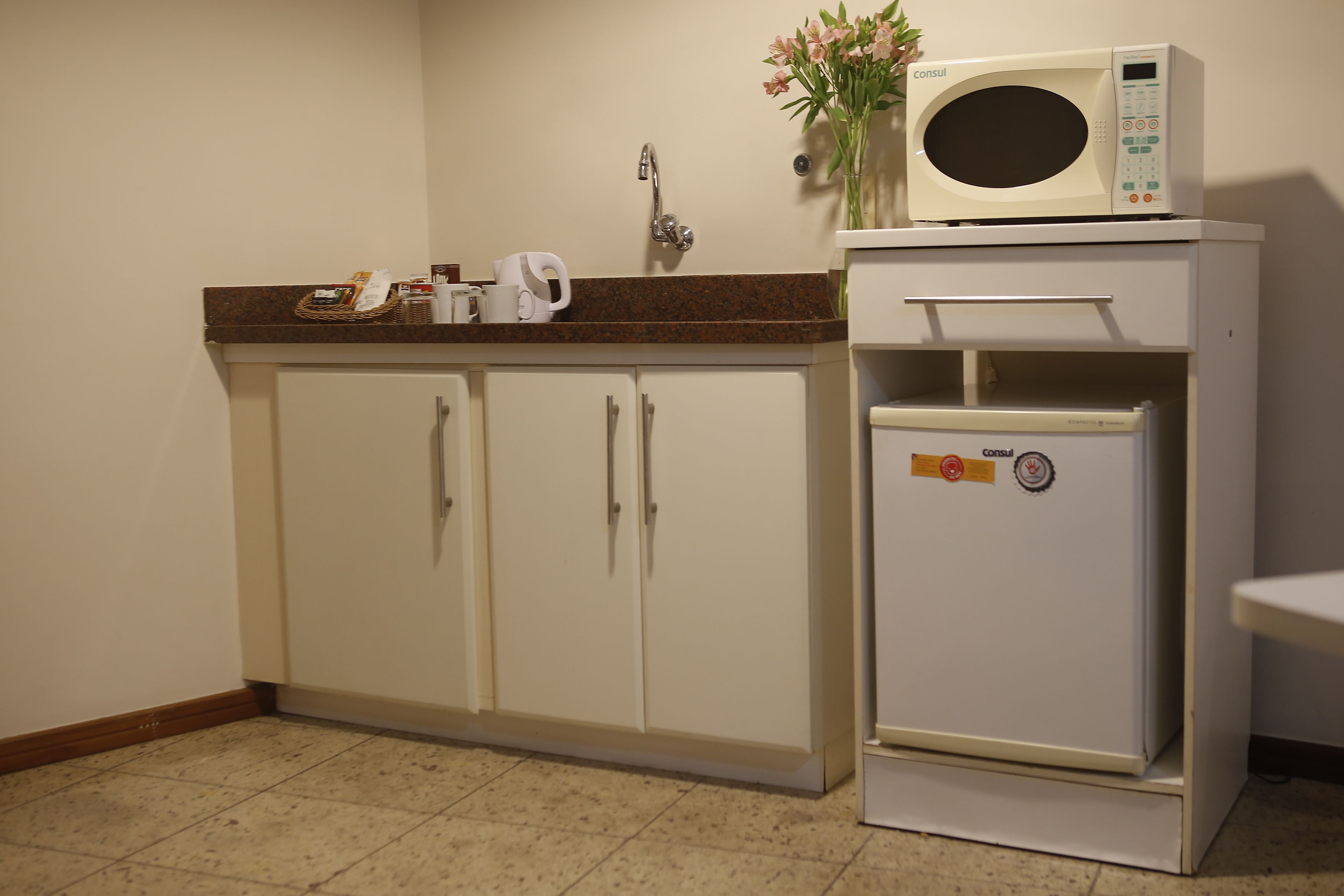 8 bedrooms, minibar, in-room safe, laptop workspace