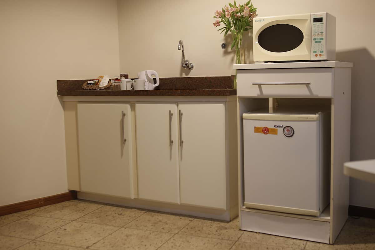 8 bedrooms, minibar, in-room safe, laptop workspace