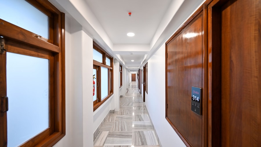 Hotel Parle International