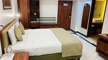 Club kamer, 1 twee- of 2 eenpersoonsbedden | Uitzicht vanuit de kamer