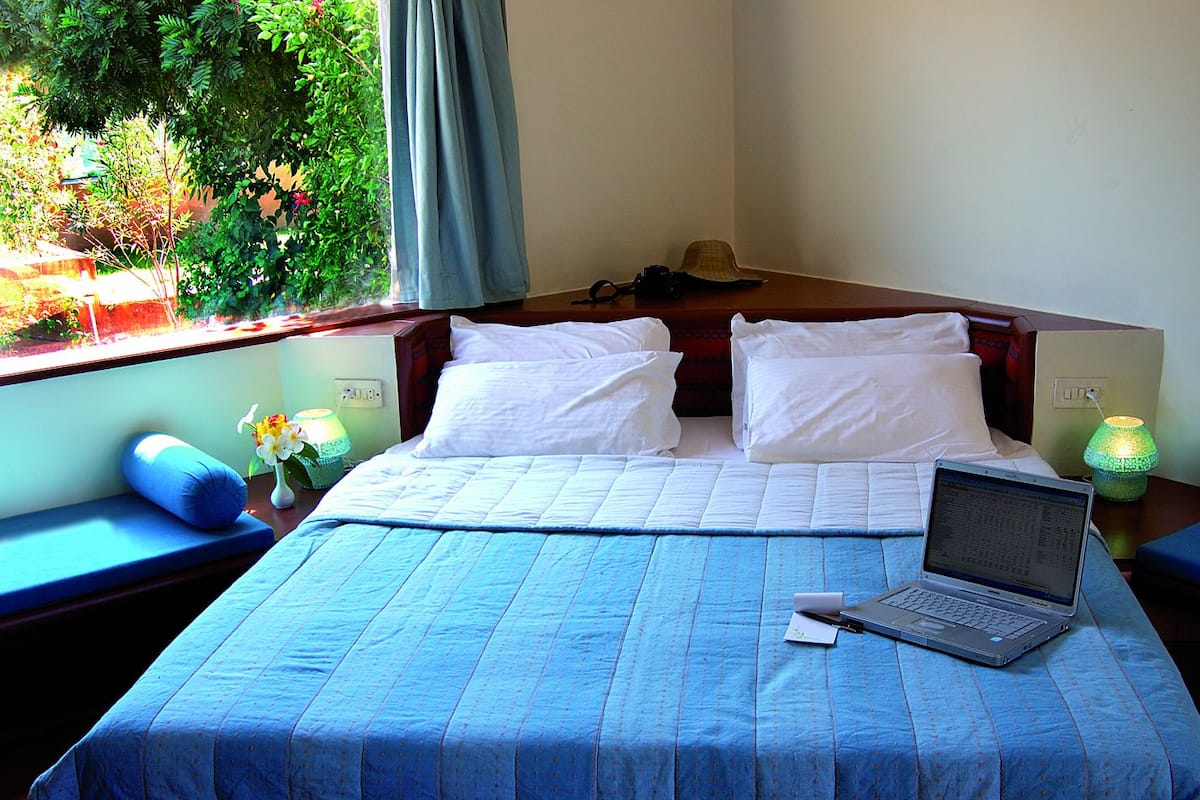 1 bedroom, in-room safe, desk, laptop workspace