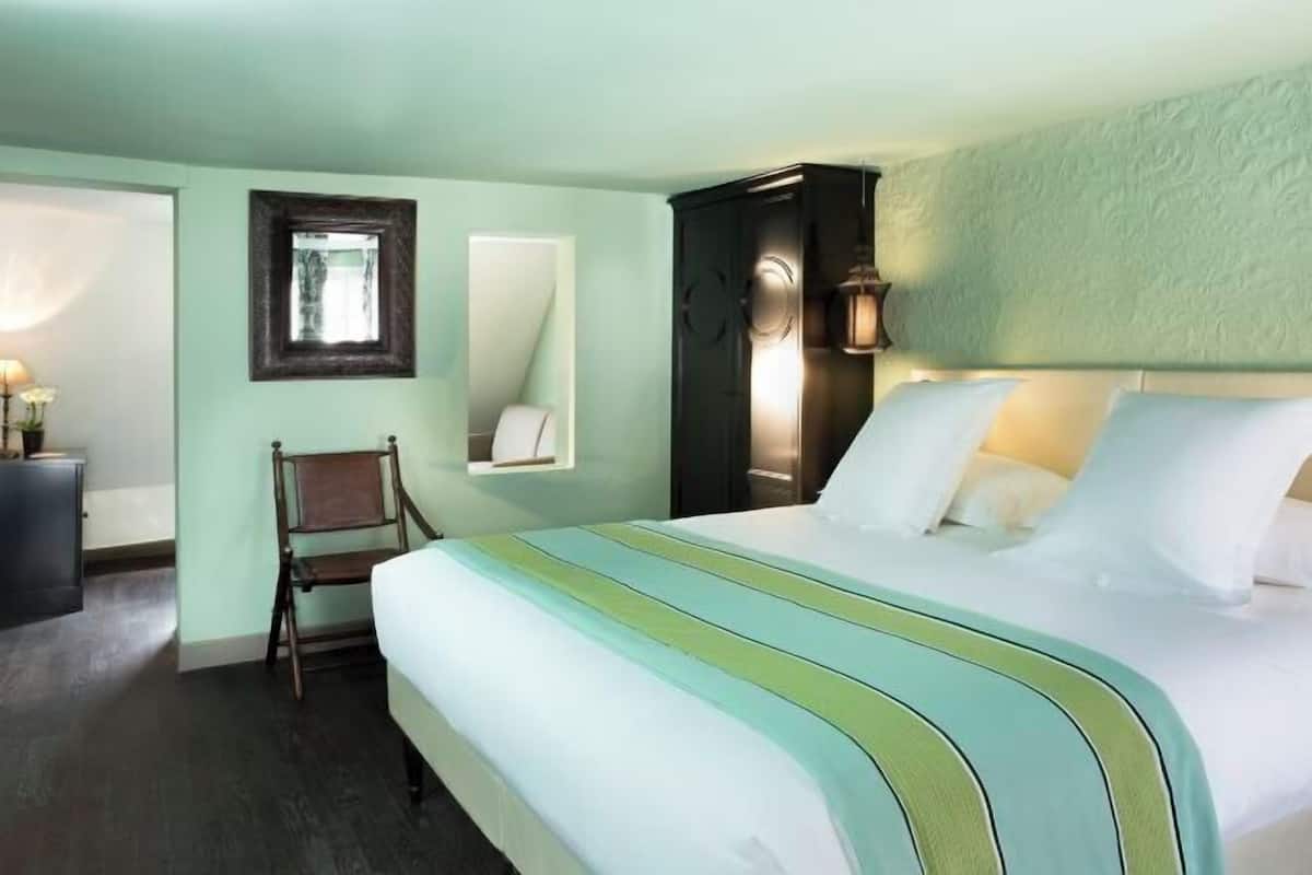 1 habitación, ropa de cama de alta calidad y escritorio