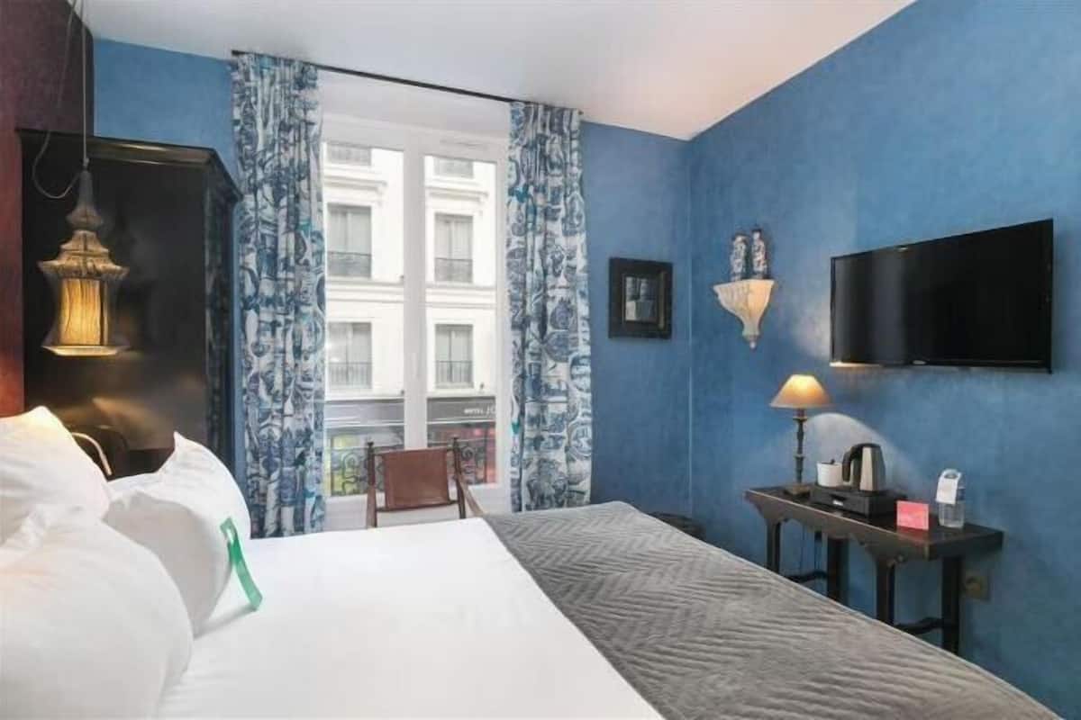1 habitación, ropa de cama de alta calidad y escritorio