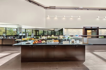 Crowne Plaza Princeton-Conference Center by IHG
