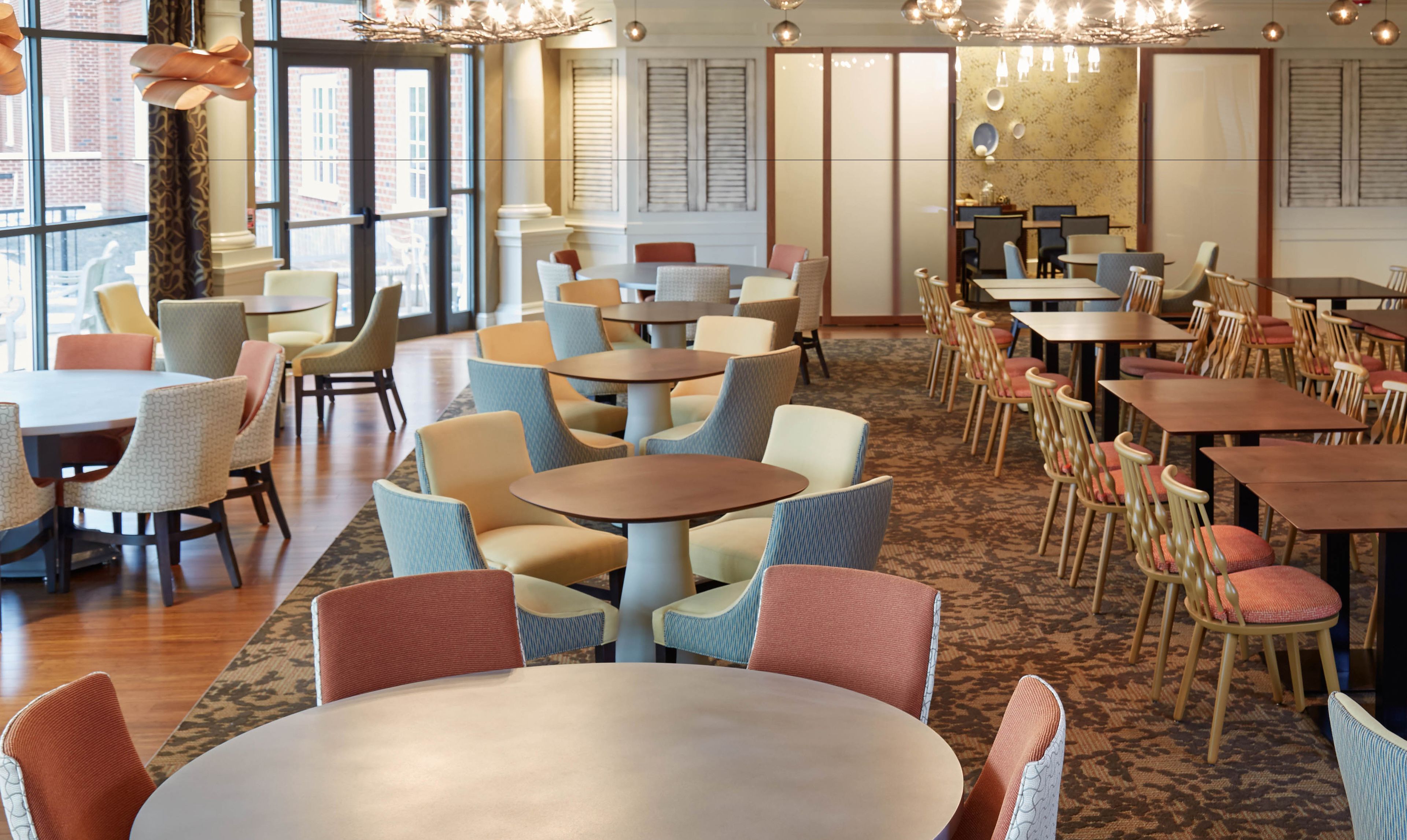 free daily full breakfast