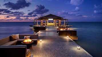 6 bars/lounges, swim-up bar, poolside bar, beach bar