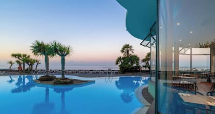 Pestana Ocean Bay Resort